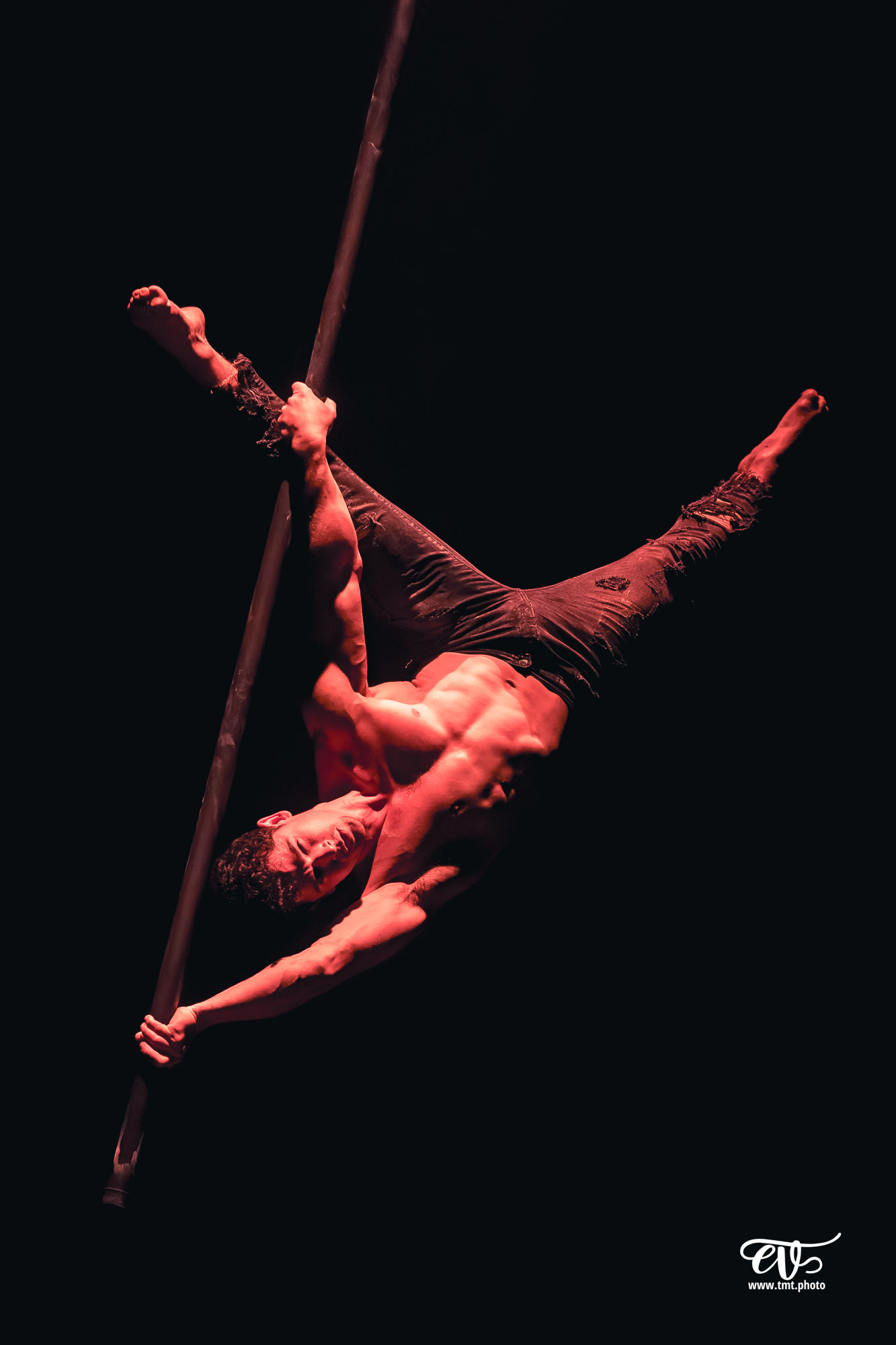 PARADISUM (CIE RECIRQUEL)